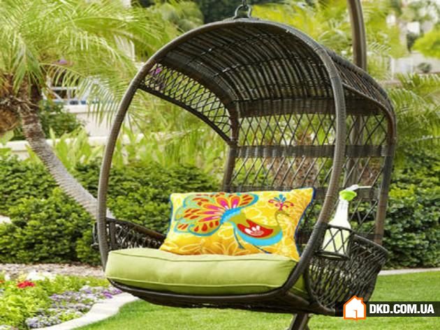 Підвісне крісло - екстра задоволення в Вашому саду