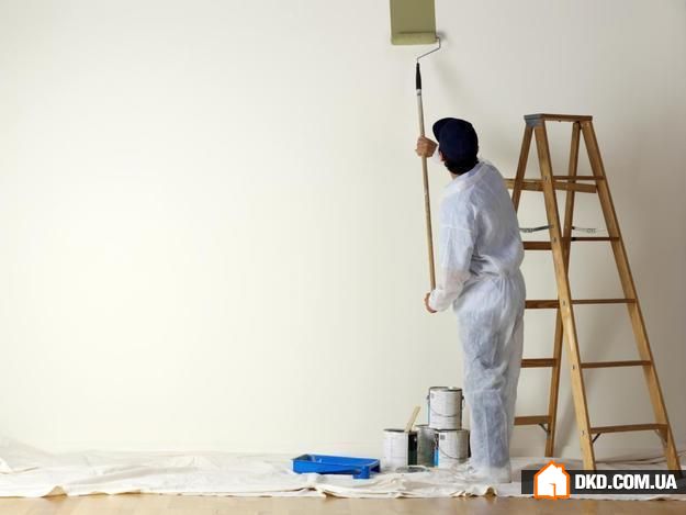 Як заощадити на ремонті: самостійно фарбуємо стіни і стеля