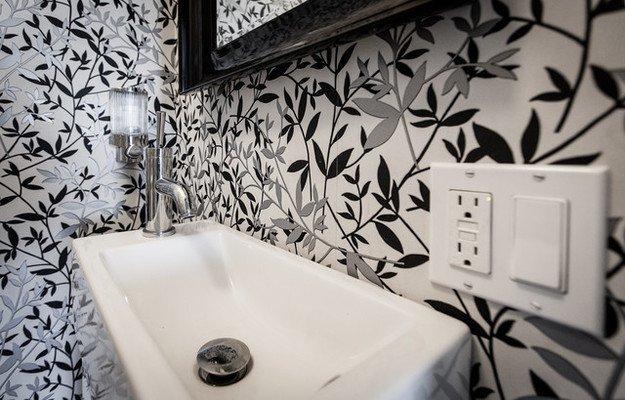 Как сэкономить место в крошечной ванной комнате: 10 идей и способов