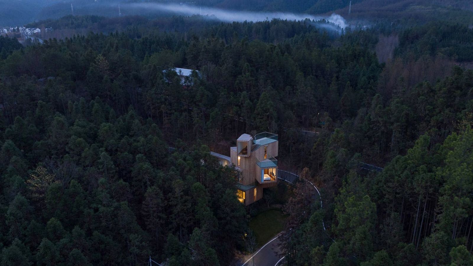 Отель Qiyunshan Tree House в Китае