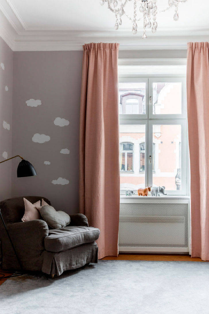 Милая квартира с розовыми акцентами в Швеции