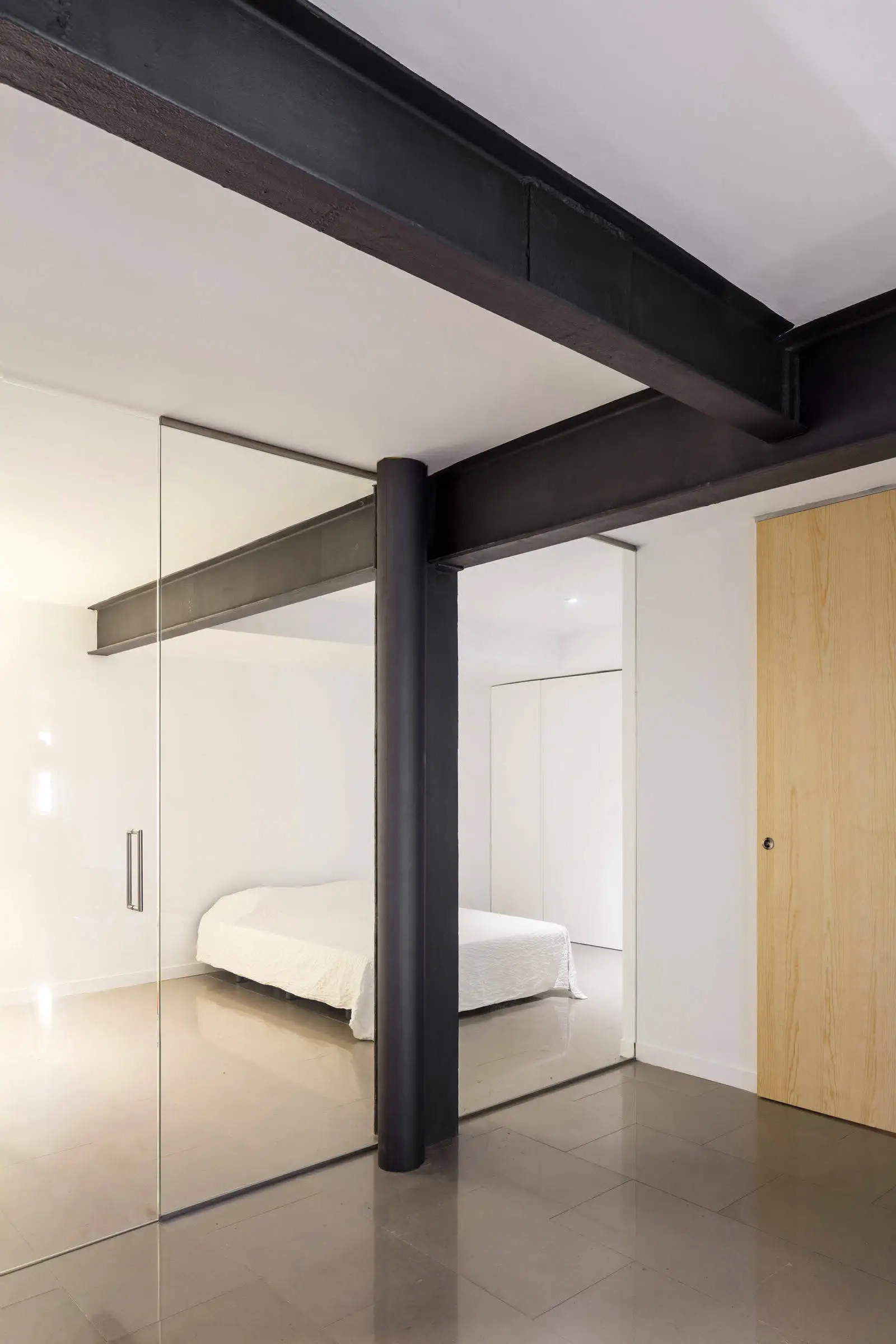 Дві квартири площею по 100 квадратних метрів у Барселоні - Gallery image 6