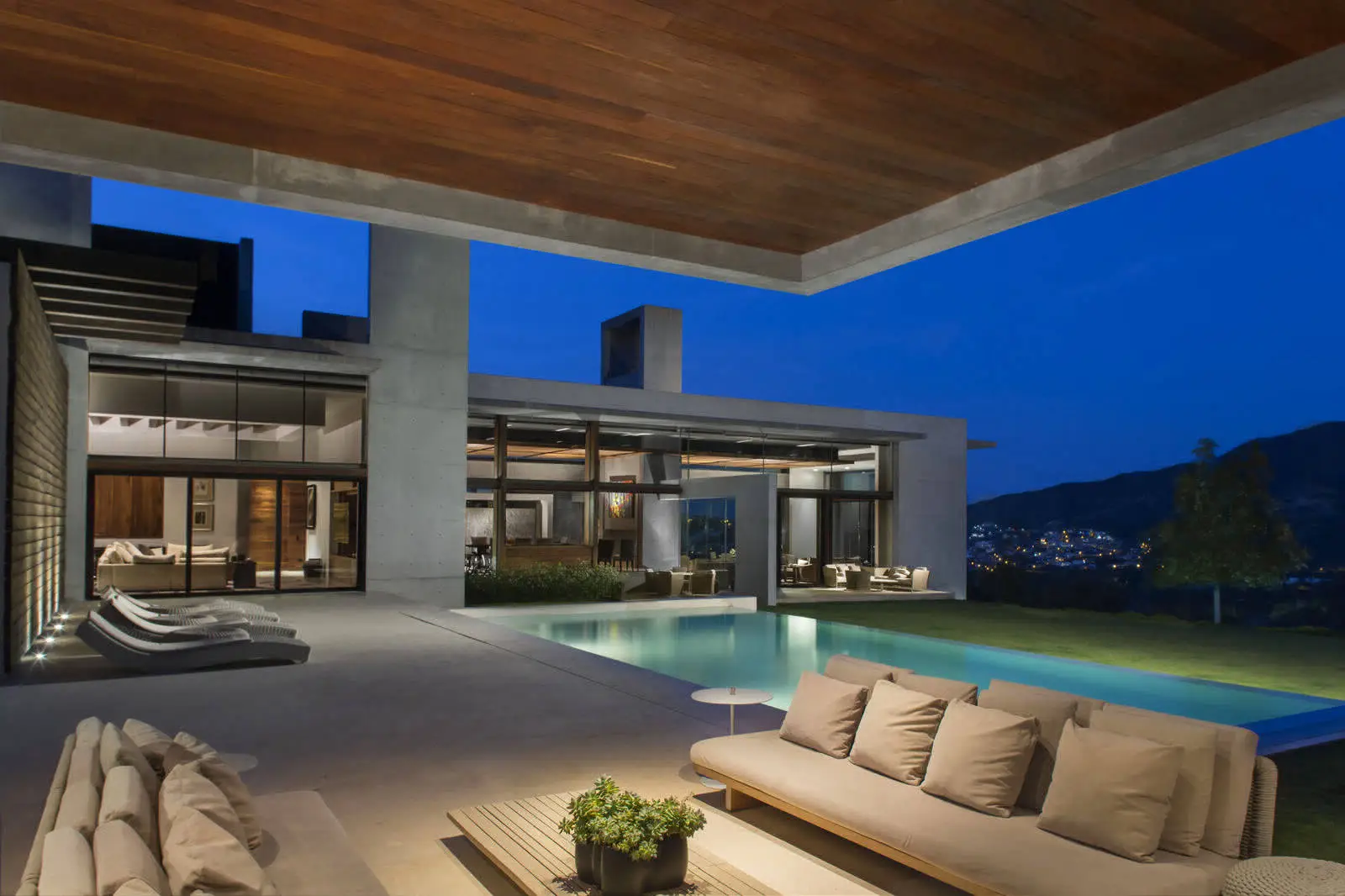 Дім у підніжжі горного хребта в Мексиці - Gallery image 4