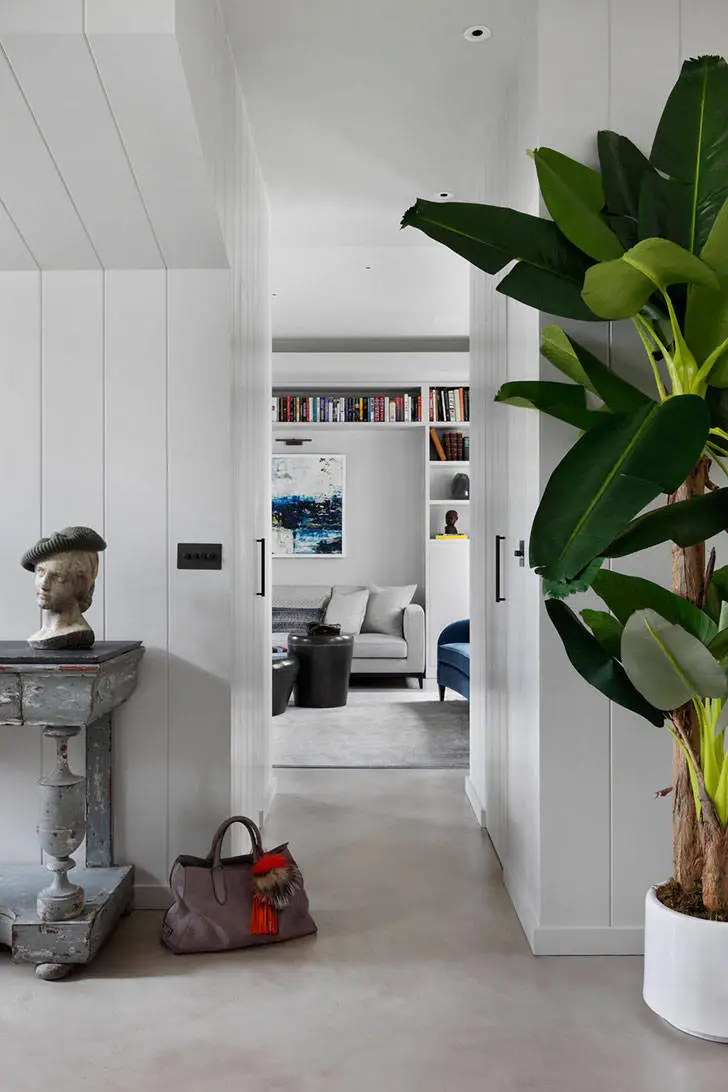 Англійський інтер’єр у спокійних тонах у Лондоні - Gallery image 0