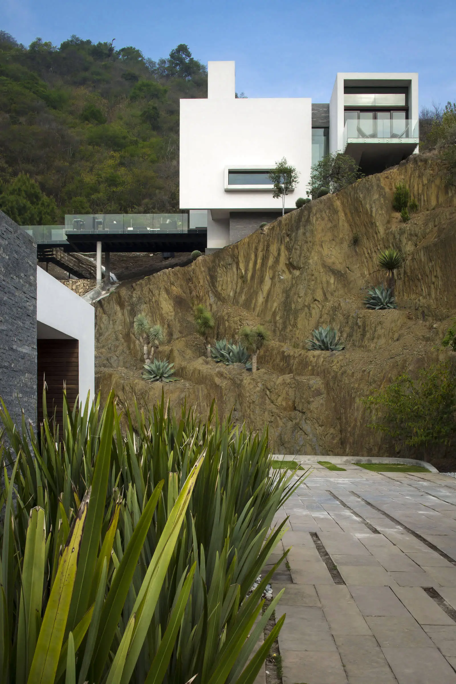 Дім у підніжжі горного хребта в Мексиці - Gallery image 14