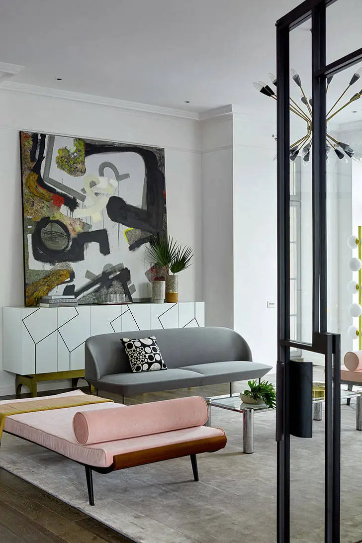 Легкий грайвний дизайн дому в Підмосков'ї - Gallery image 0