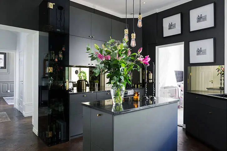 Elegante moderne Wohnung mit schwarzem Schrank in Stockholm (115 m²) - Gallery image 6