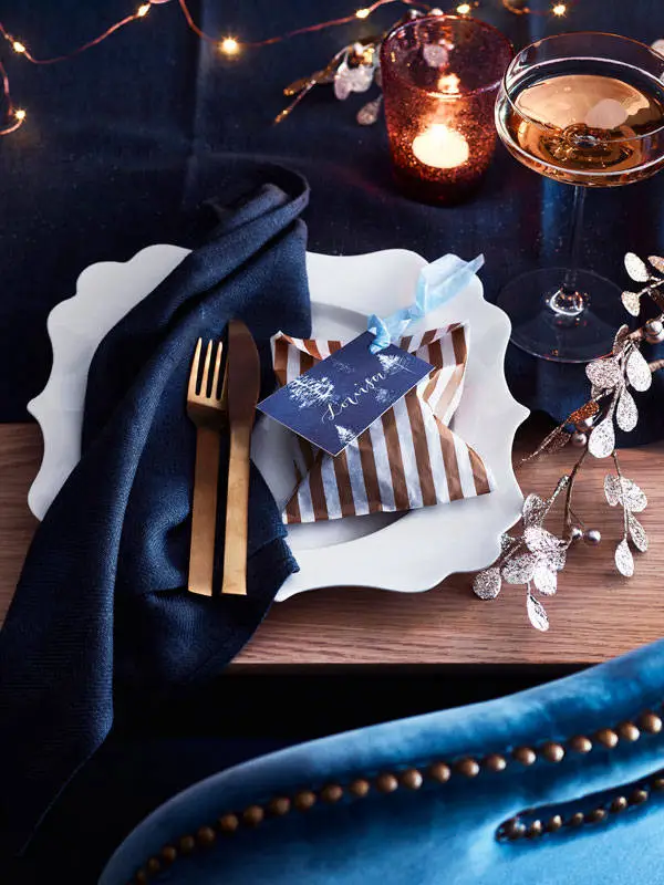 Насичені темні відтінки та святковий інтер'єр: чому б ні? - Gallery image 5