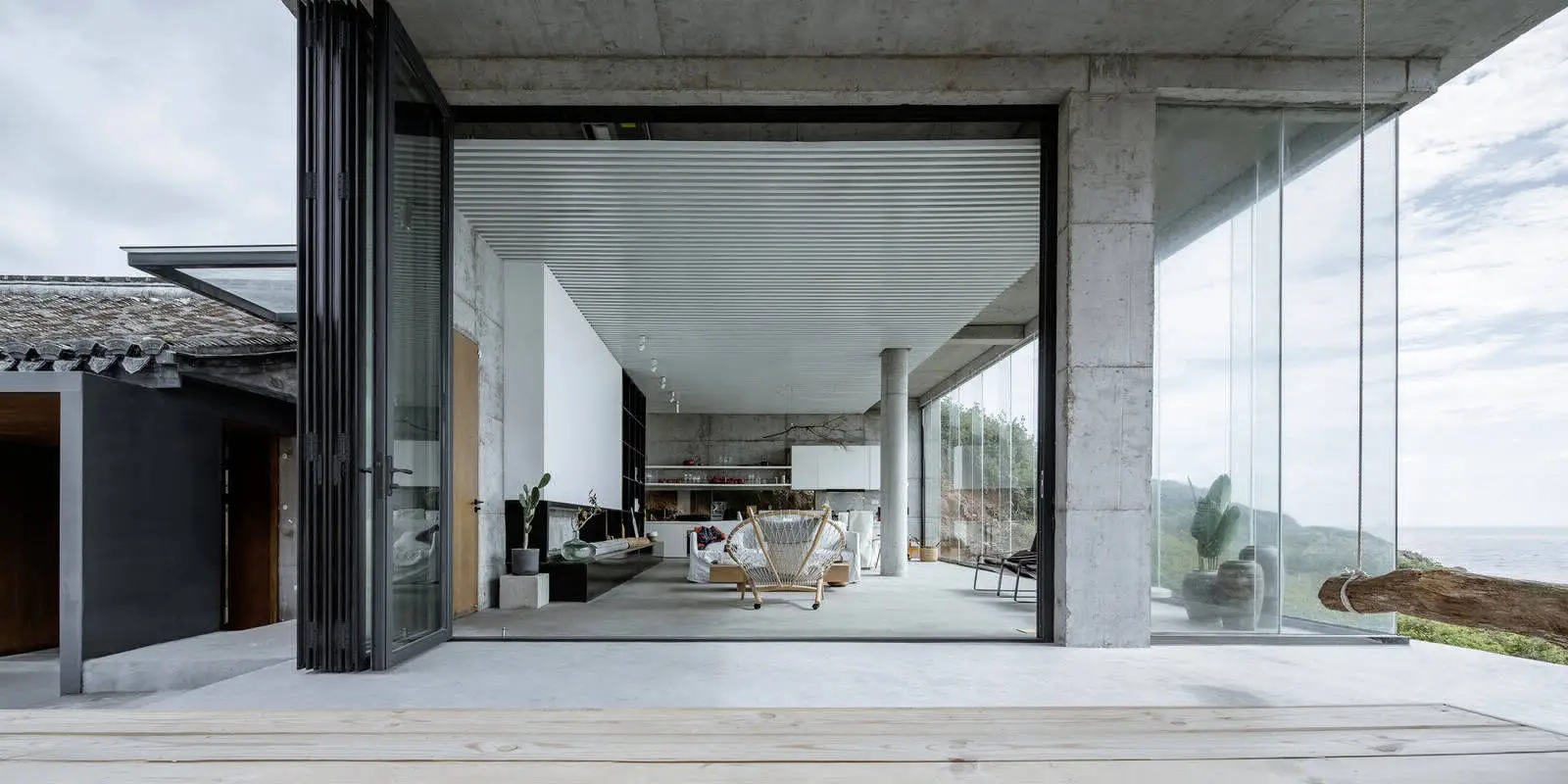 Два старих будинки в Китаї, перетворені на сучасну резиденцію - Gallery image 23