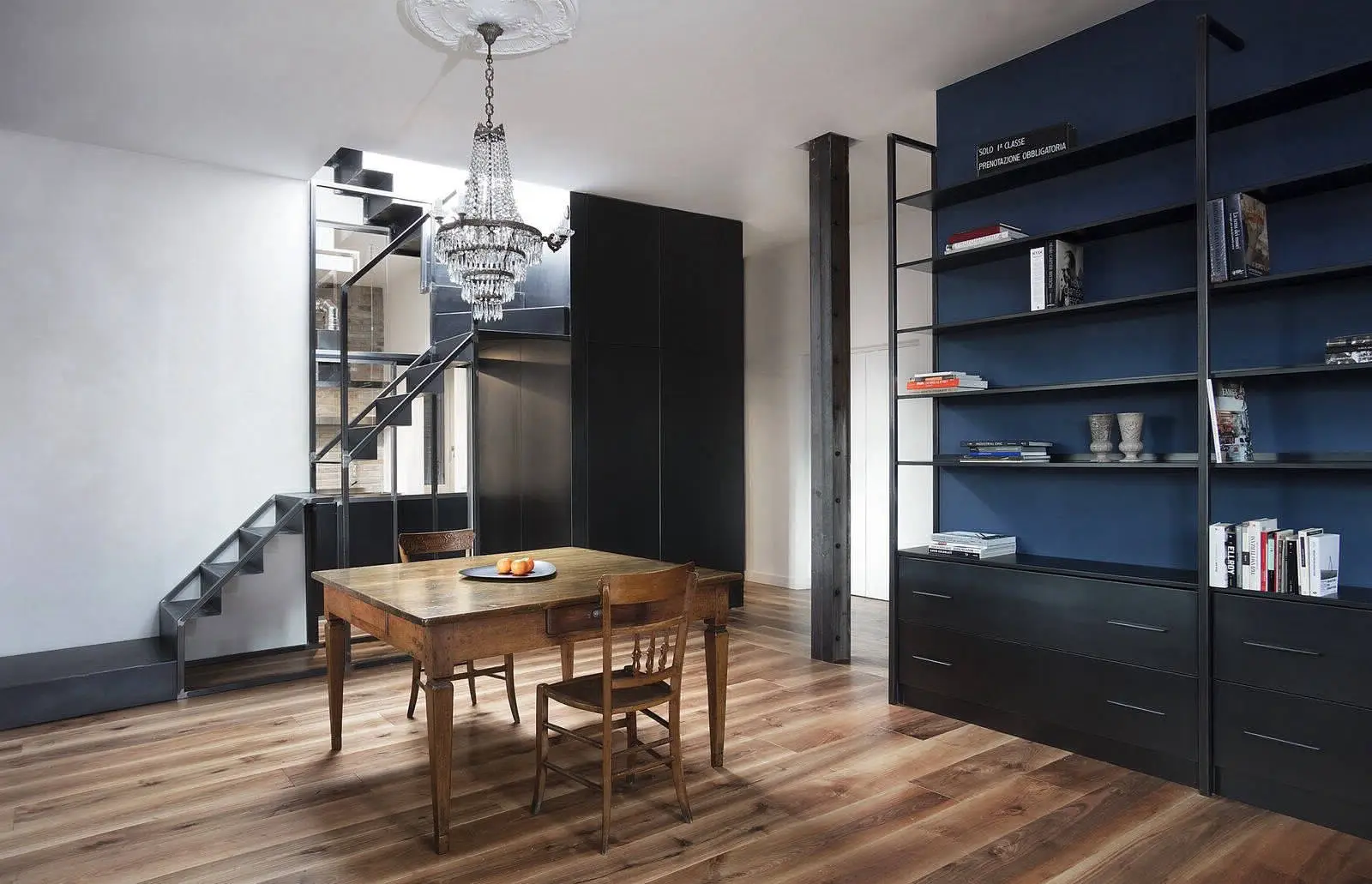 Квартира в будинку початку ХХ століття в Римі - Gallery image 1