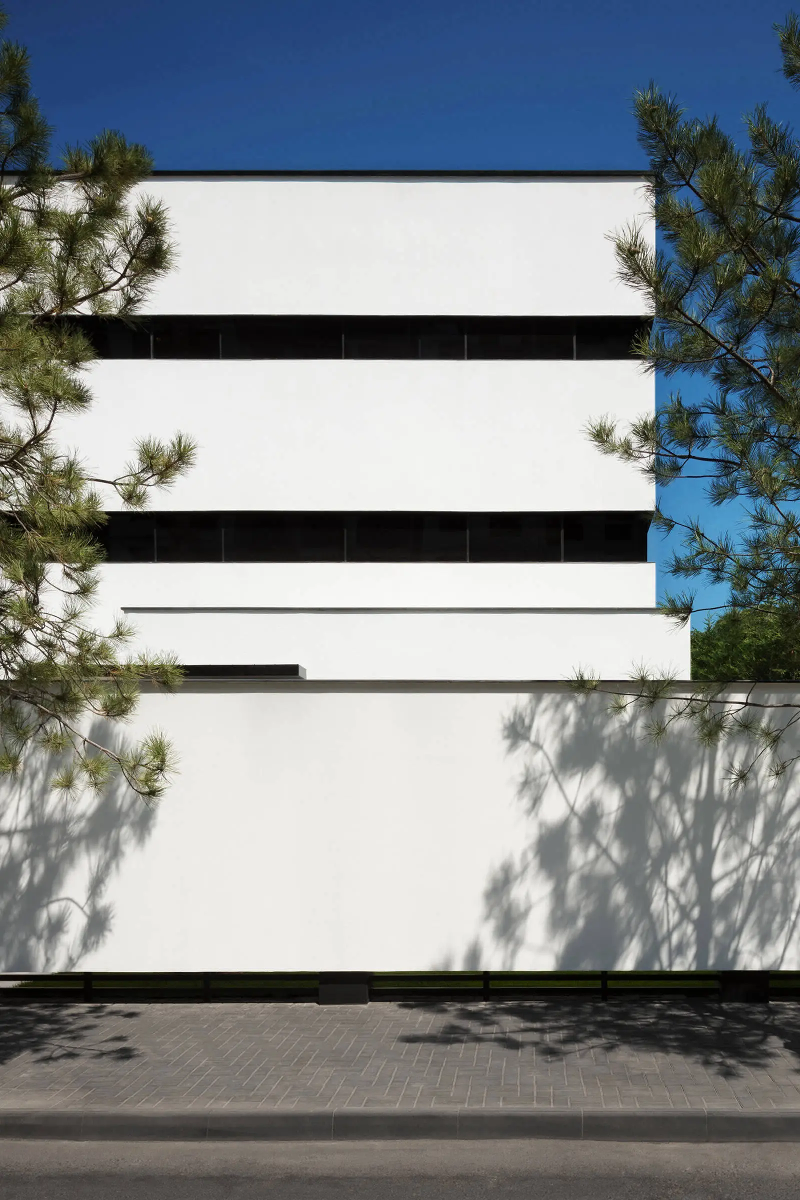 Розкішний резиденційний будинок від M3 Architects на березі Чорного моря - Gallery image 4