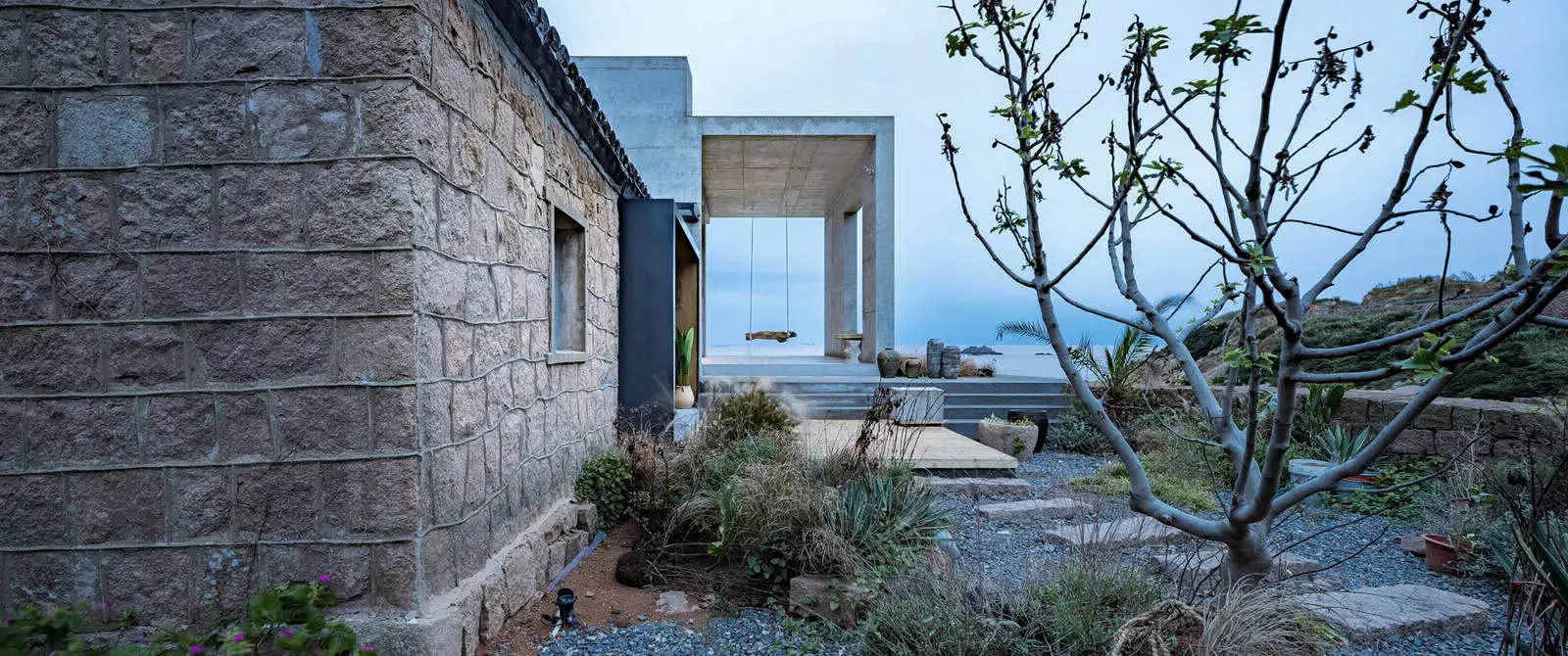 Два старих будинки в Китаї, перетворені на сучасну резиденцію - Gallery image 29