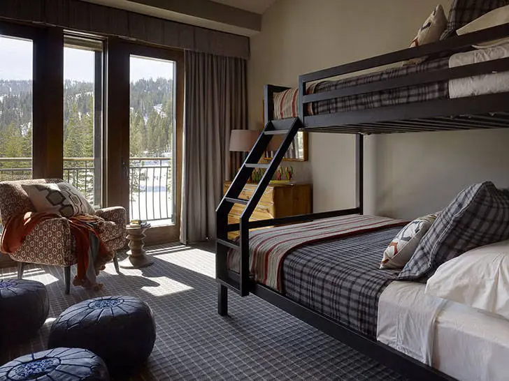 Otra California: residencia de montaña del diseñador Jay Jeffers - Gallery image 3