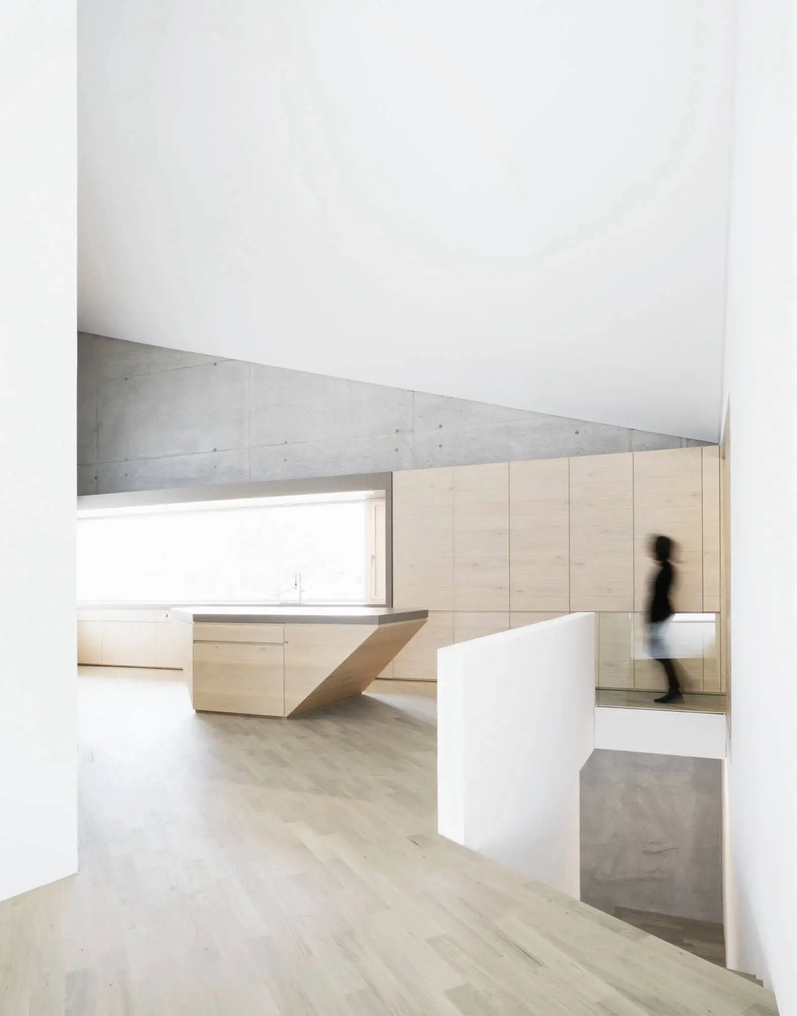 Geometría fascinante de una vivienda privada en Alemania - Gallery image 3