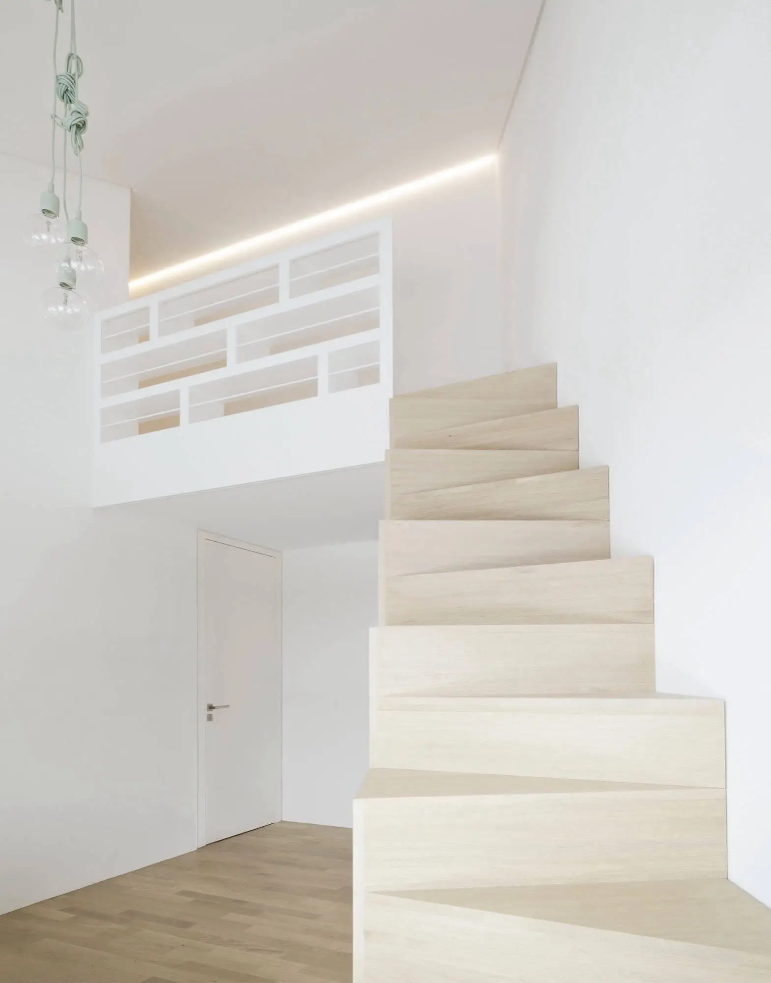 Geometría fascinante de una vivienda privada en Alemania - Gallery image 8