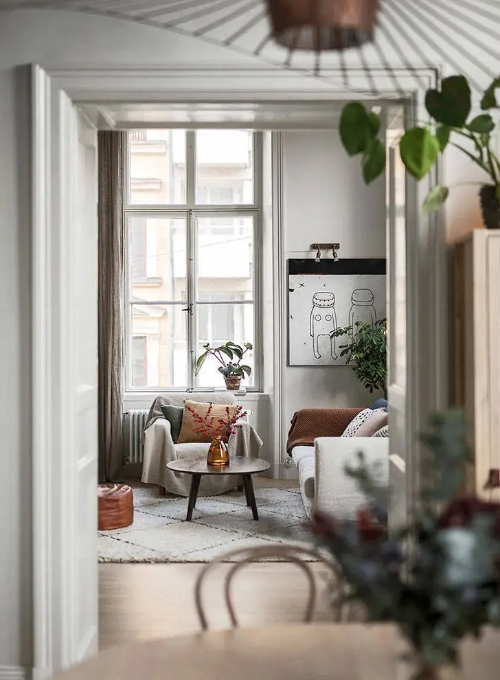 Apartamento con techos altos y dormitorio en ático en Estocolmo - Gallery image 12