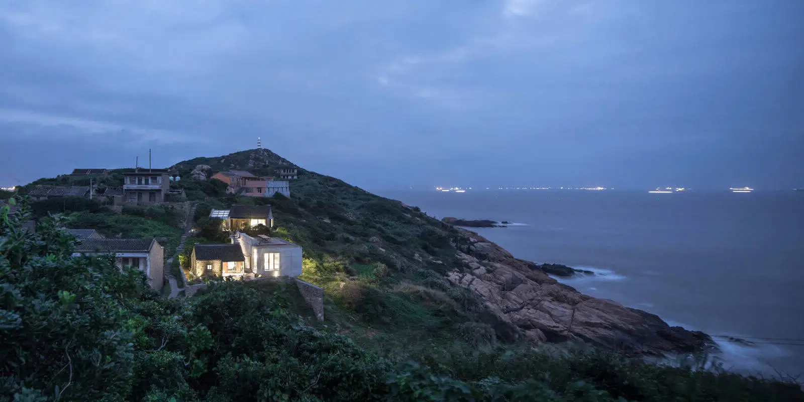 Два старих будинки в Китаї, перетворені на сучасну резиденцію - Gallery image 6