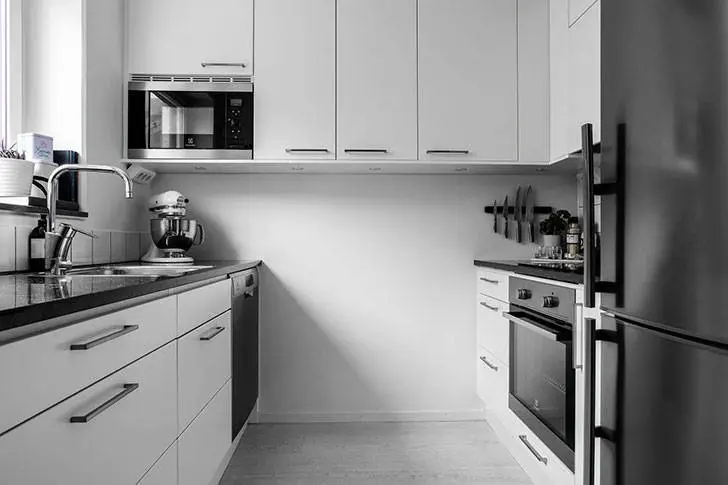 Apartamento pequeño con gran ventana en Estocolmo (52 m²) - Gallery image 5