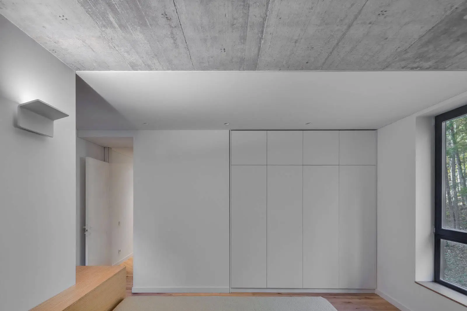 Дім The Greywall, представленний YCL studio у Вільнюсі - Gallery image 23