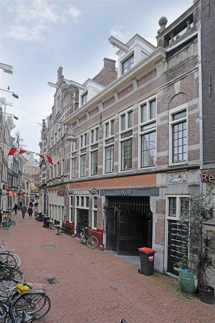 Белый лофт в Амстердаме