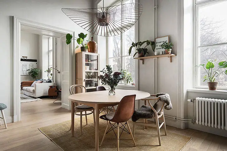 Apartamento con techos altos y dormitorio en ático en Estocolmo - Gallery image 10