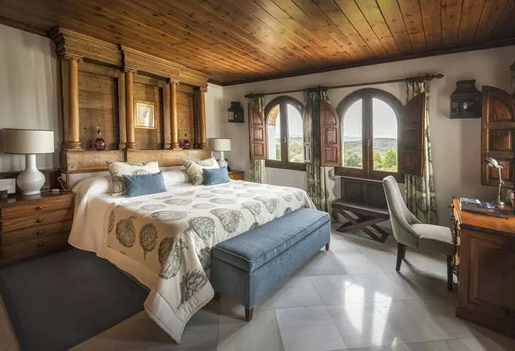 350 Hektar Glück: Unglaublicher Hotel in Spanien - Gallery image 3