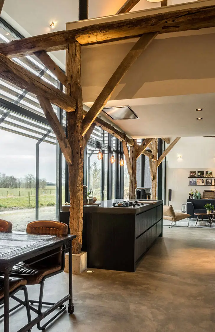 Колись фермерський будинок з коровником, сьогодні стильне житло - Gallery image 6