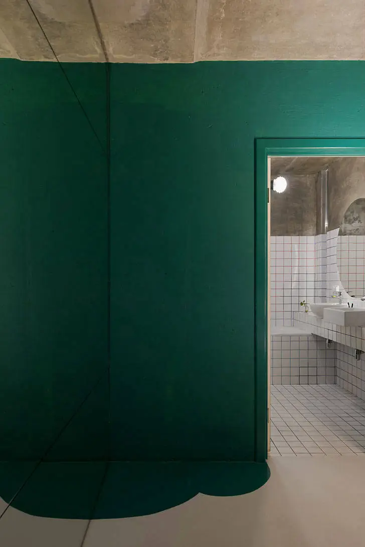 Paint Spilled on Concrete: Creative Apartment in Moscow (59 sqm) - Gallery image 20