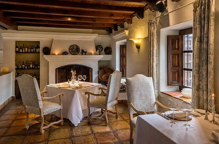 350 Hektar Glück: Unglaublicher Hotel in Spanien - Gallery image 2