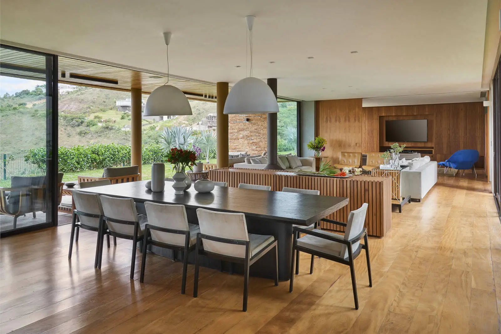 Valley House Residence by David Guerra Studio in Brazil - Gallery image 8