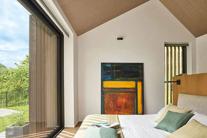 Moderne Interpretation eines Waldhauses in Vilnius - Gallery image 7