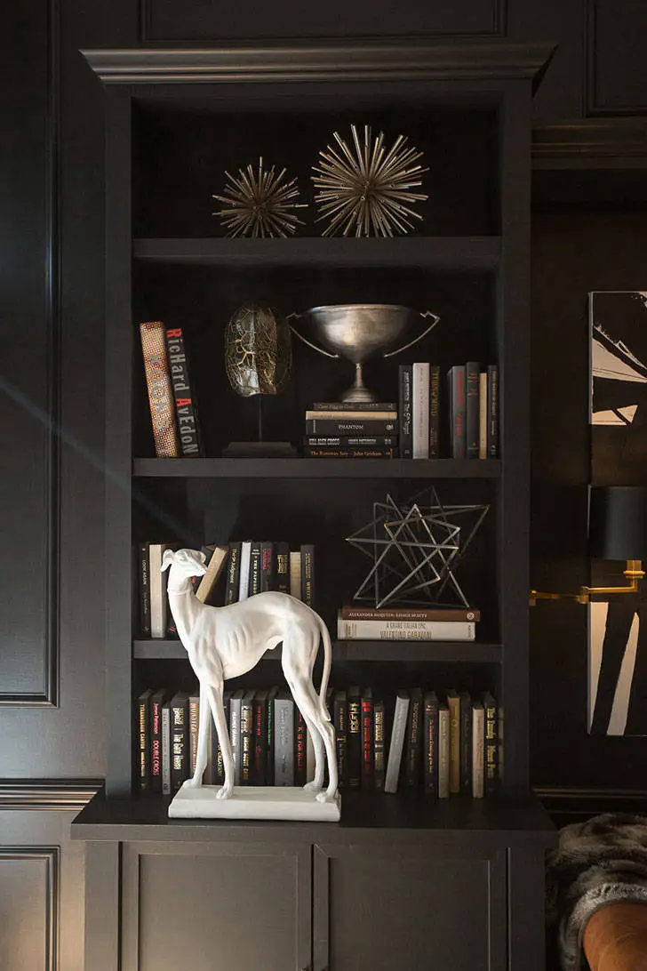 Гламурна спальня в темних тонах - Gallery image 3