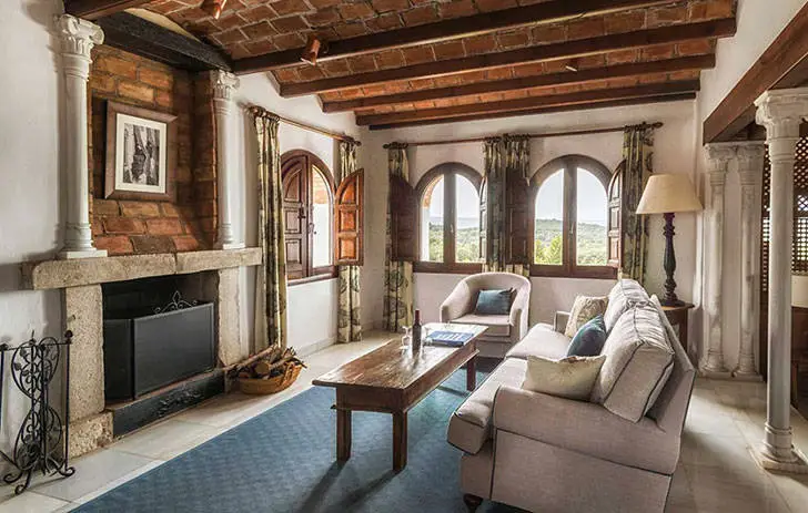 350 Hektar Glück: Unglaublicher Hotel in Spanien - Gallery image 10