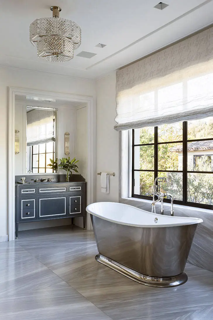 Дім у Лос-Анджелесі, вдохновлений архітектурою старої Європи - Gallery image 9