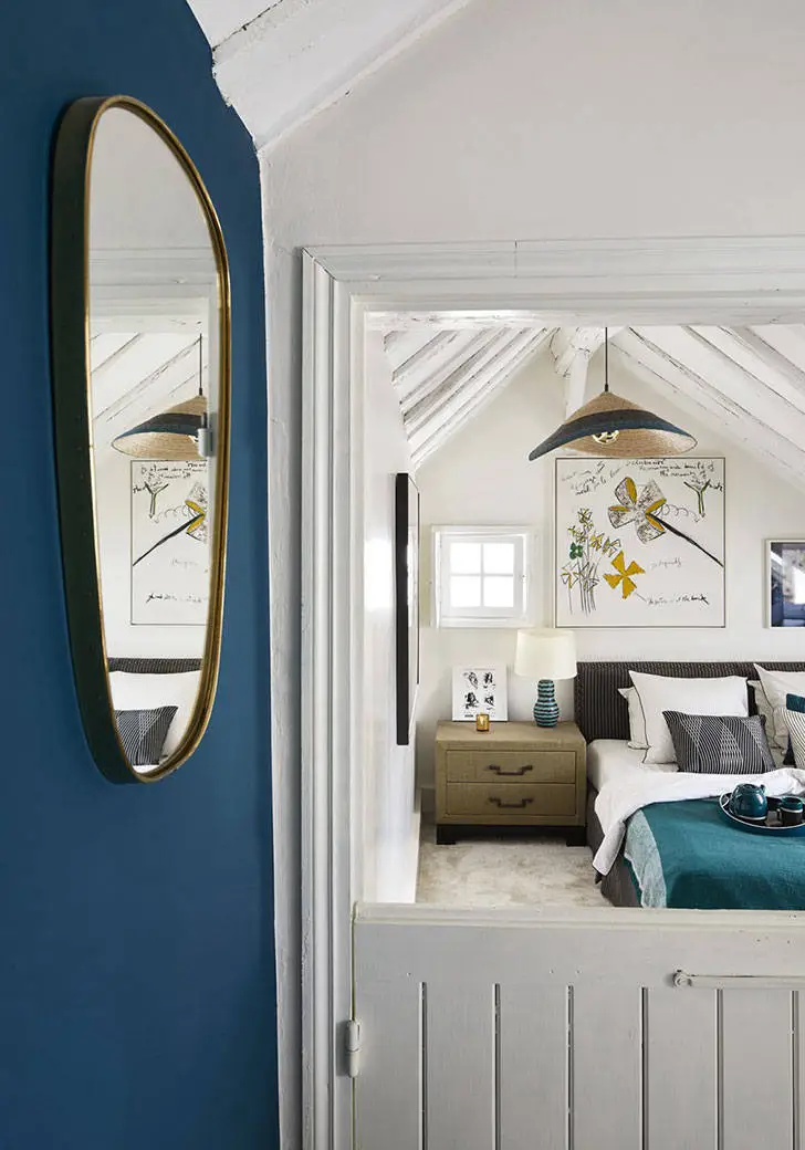 Яскрава квартира з виглядом на даху будинків у Парижі - Gallery image 2