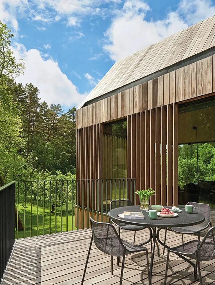 Moderne Interpretation eines Waldhauses in Vilnius - Gallery image 3