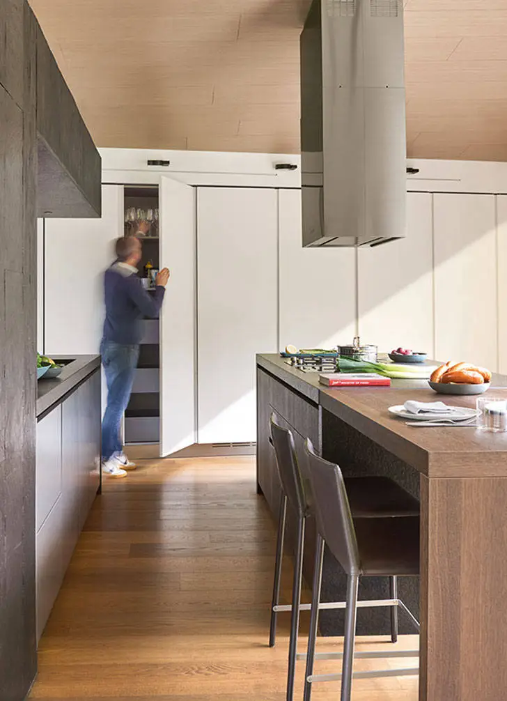 Moderne Interpretation eines Waldhauses in Vilnius - Gallery image 4