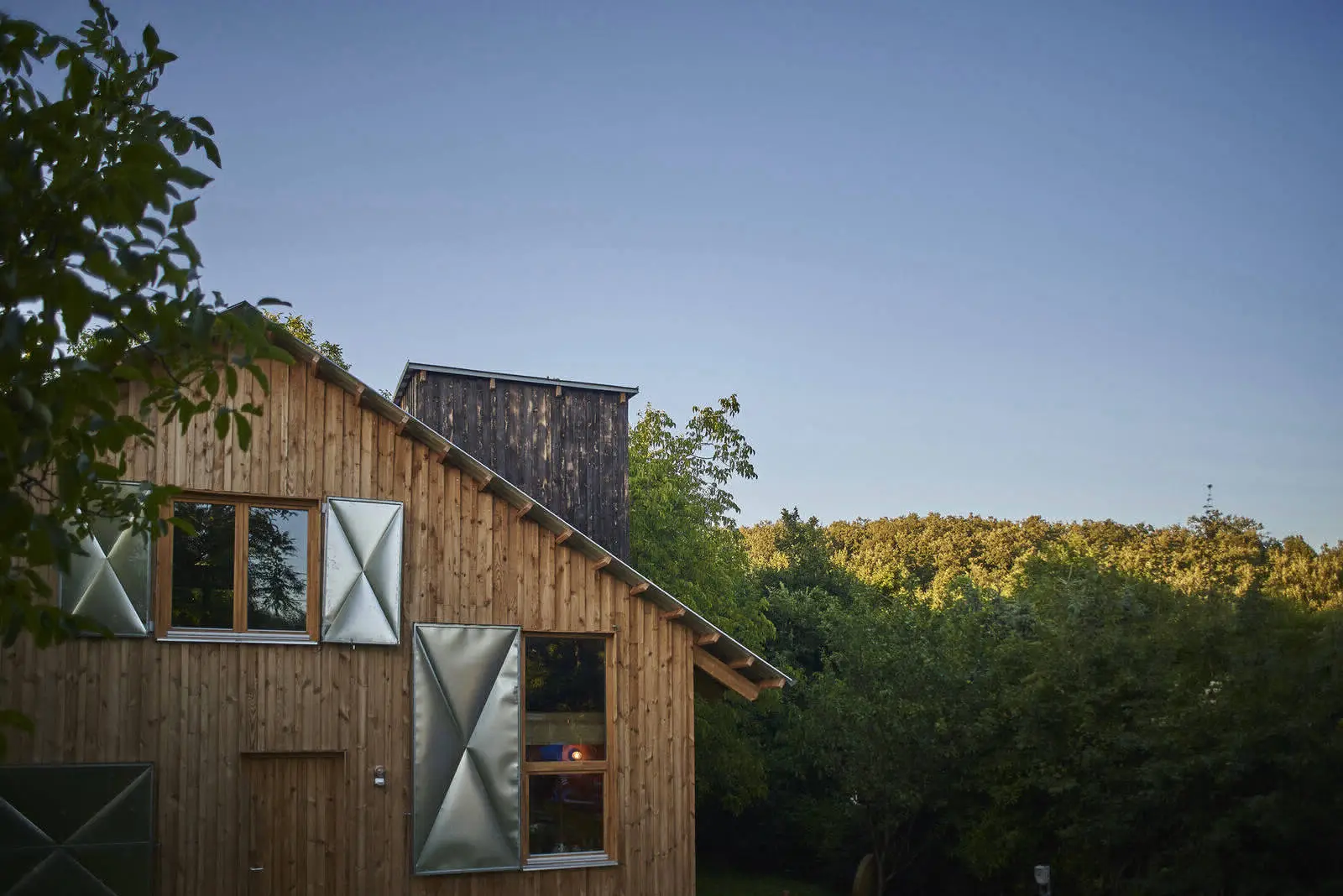 Дім для графічного дизайнера в пригороді Будапешти - Gallery image 16