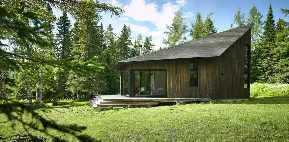 Дом на берегу тихого озера в Канаде - Gallery image 2