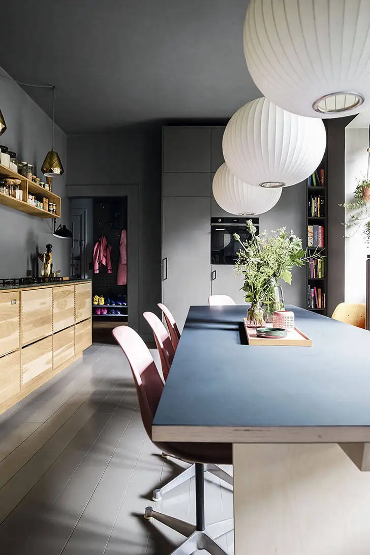 Кольоровий і стильний інтер'єр для творчої родини в Данії - Gallery image 0