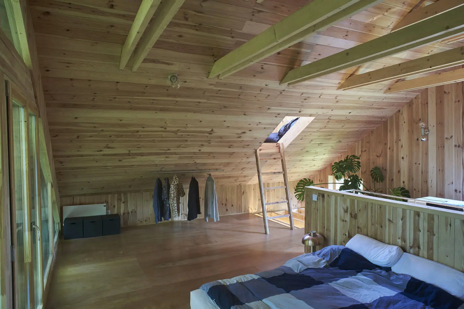 Дім для графічного дизайнера в пригороді Будапешти - Gallery image 4