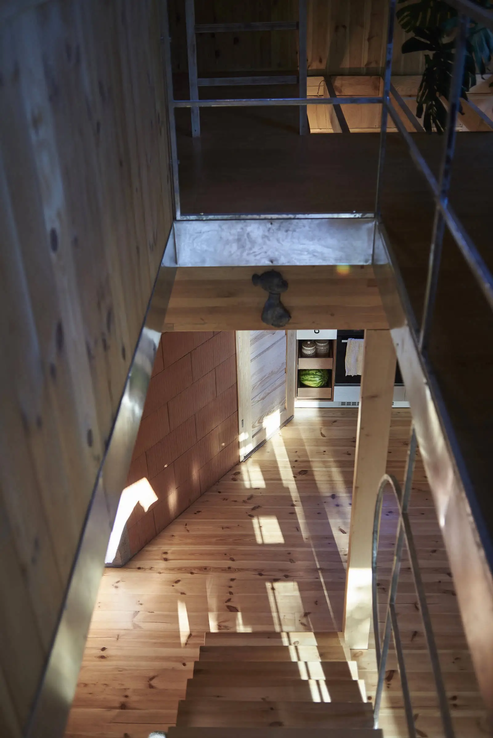 Дім для графічного дизайнера в пригороді Будапешти - Gallery image 6