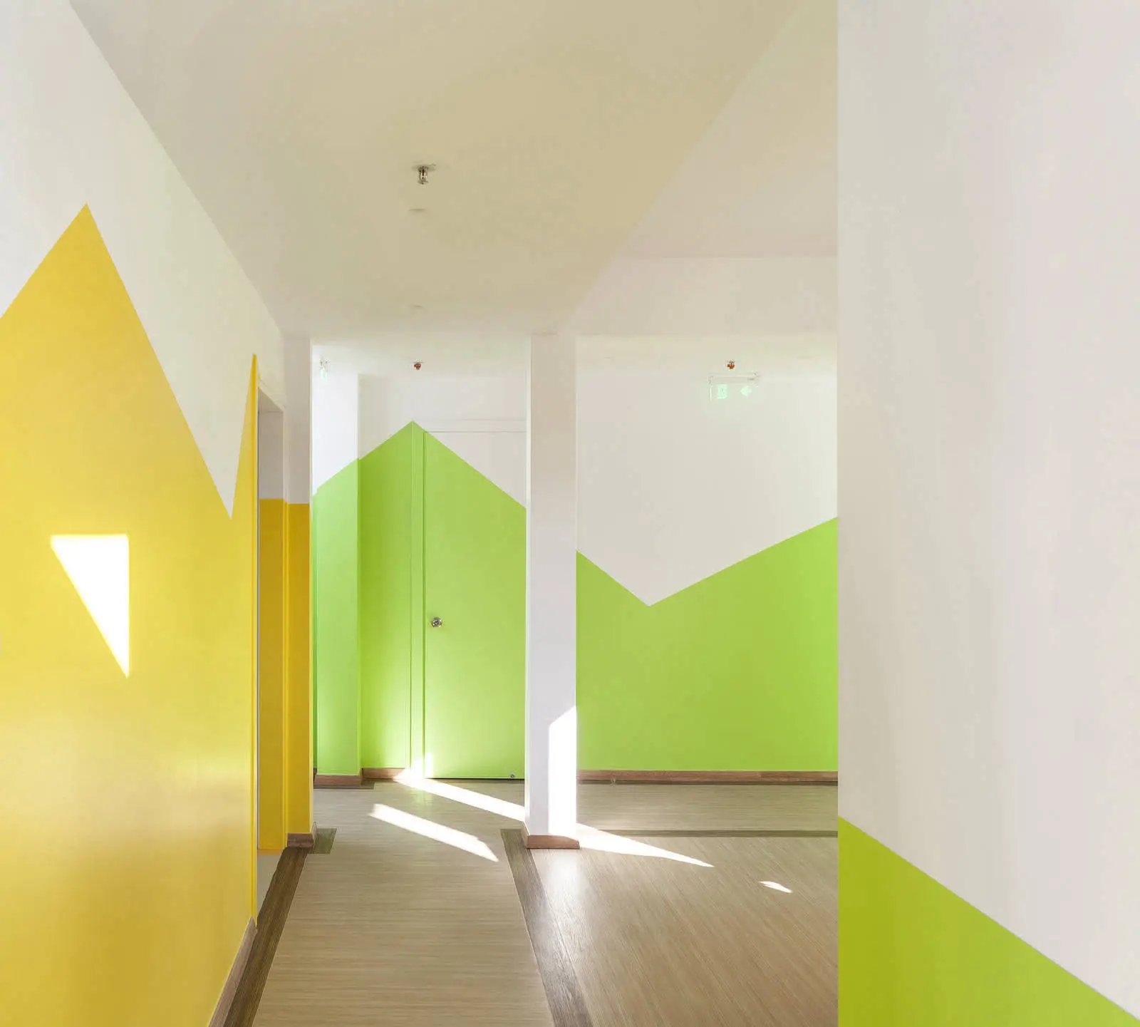 Общественный детский сад в Греции - Gallery image 8