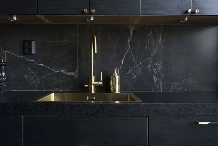 У чорній квартири.. - Gallery image 2