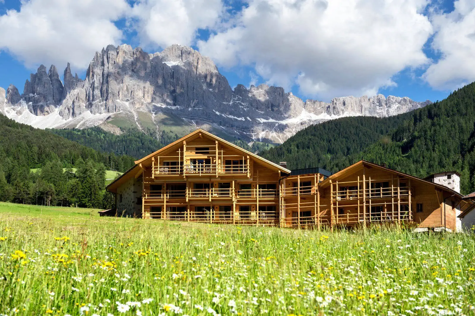 Ökologischer Urlaub im Hotel Cyprianerhof in den Dolomitenalpen - Gallery image 12