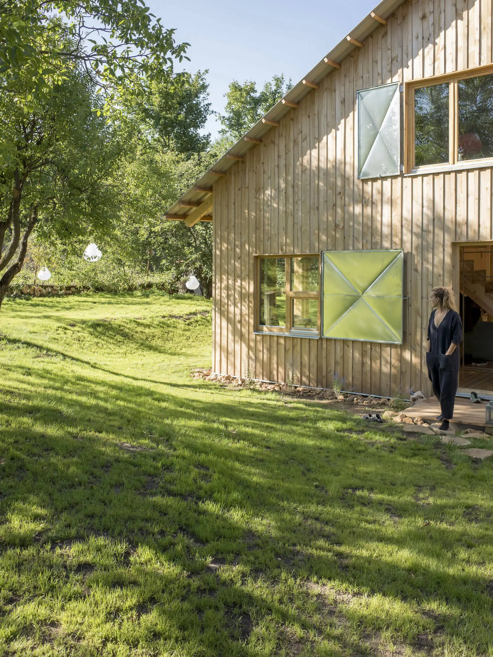 Дім для графічного дизайнера в пригороді Будапешти - Gallery image 2