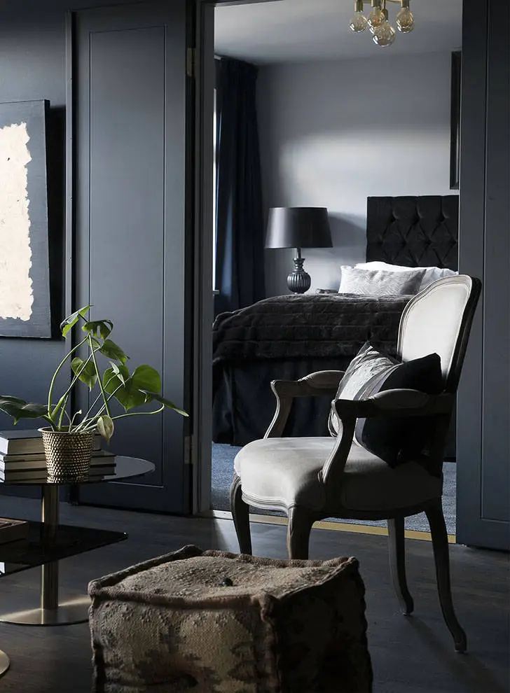 У чорній квартири.. - Gallery image 14