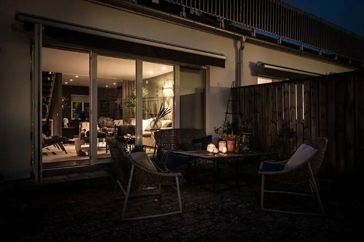 Diseño nórdico sueco con tonos oscuros - Gallery image 12