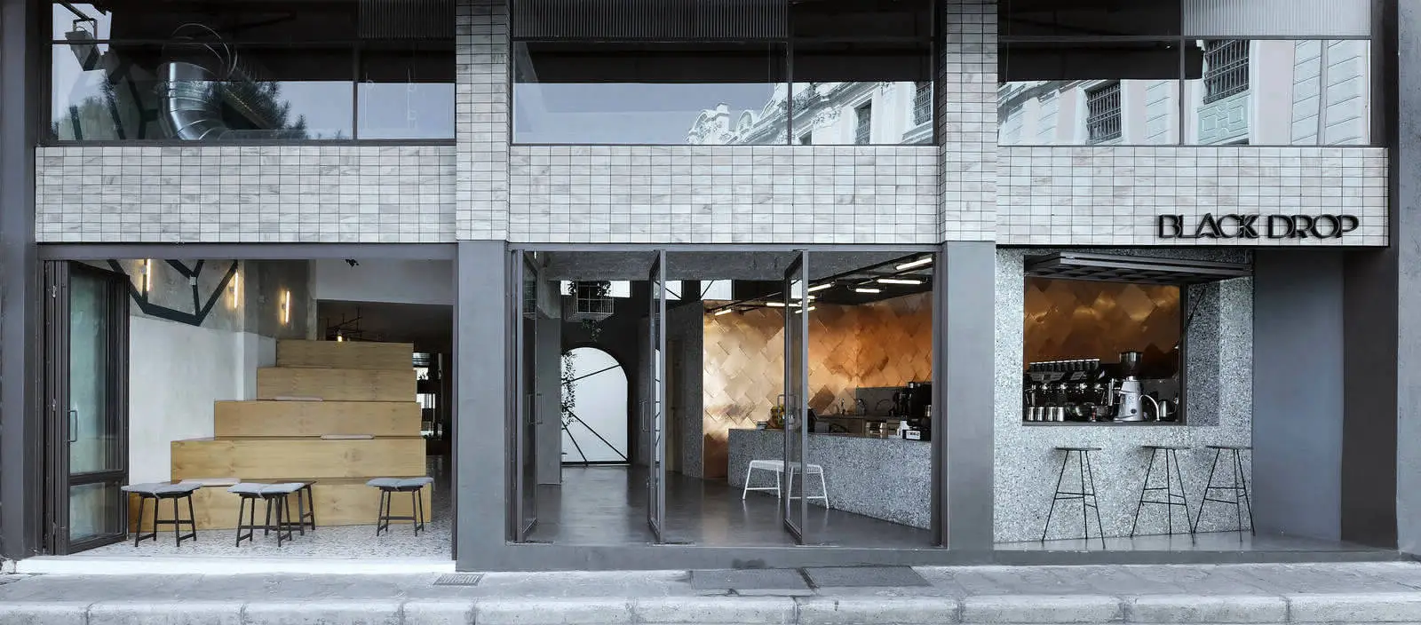 Каверна Black Drop у північної Греції - Gallery image 0