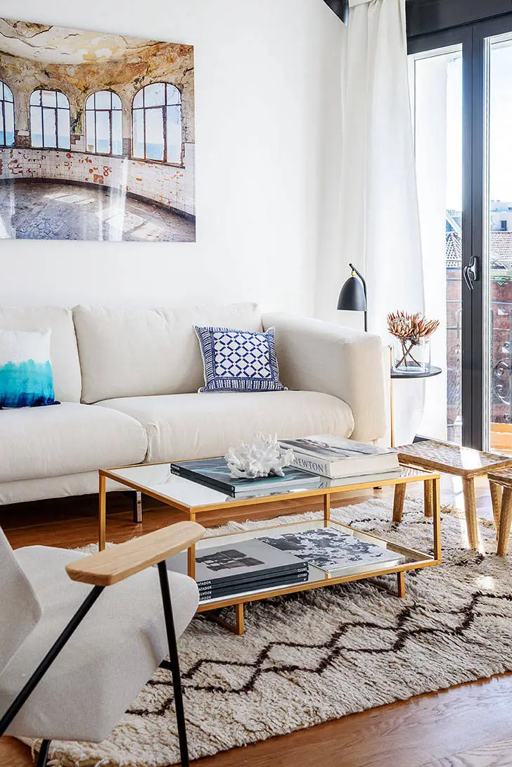 Теплий білий інтер’єр у Мадриді - Gallery image 0